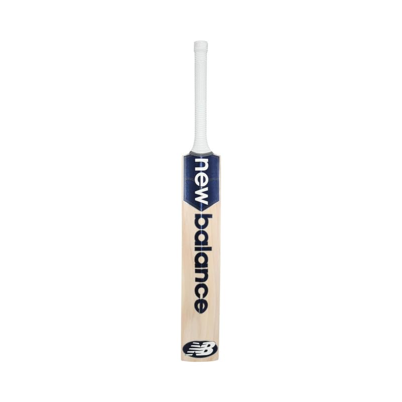 Cricket Bat NB 600 Grade 5 by Cric Studio Canada, showing the wooden blade with handle and branding details.