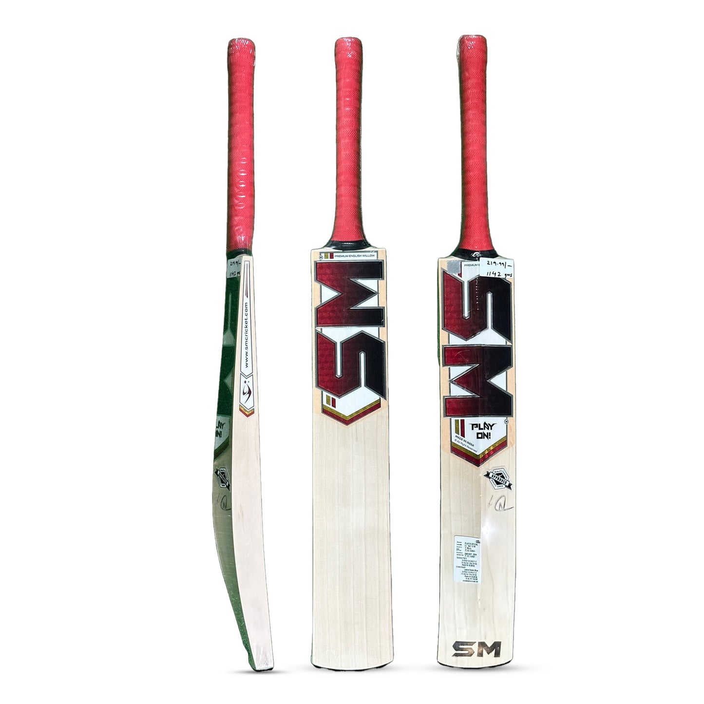 SM Player Special SP-40 English Willow Bat with SH grip, showcasing the brand's high-quality cricket equipment and detailed craftsmanship.