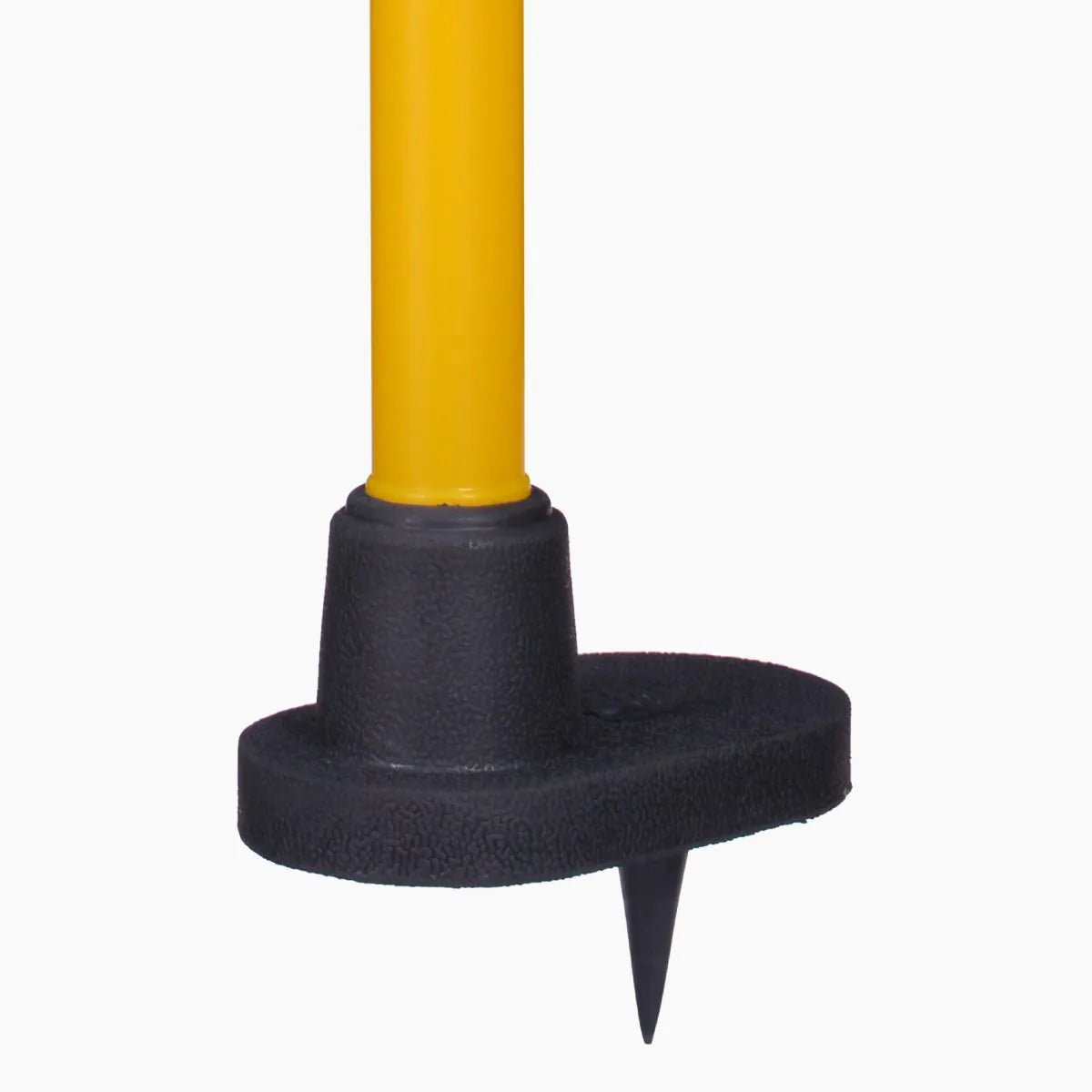 Plastic target stump with rubber base from Cric Studio Canada, designed for shooting practice and outdoor target training.