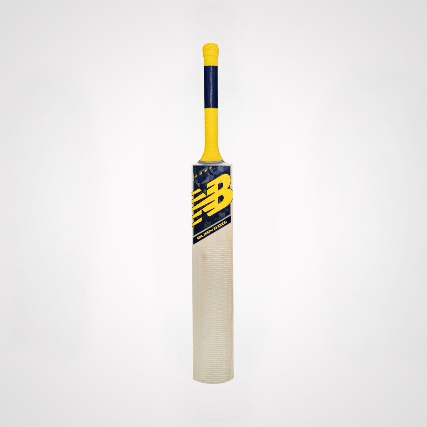 Cricket bat NB 600 Grade 5 Burn by Cric Studio Canada, showing a wooden cricket bat with a smooth finish and traditional design.