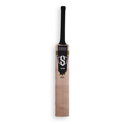 English Willow cricket bat by Cric Studio Canada, Swar Hathor model, with a smooth wooden blade and ergonomic handle for cricket play.