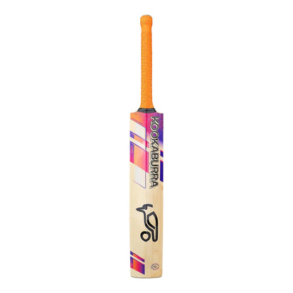 Cricket bat Kookaburra Aura Pro 2.0 by Cric Studio Canada, showing the wooden handle and blade design from a side view.