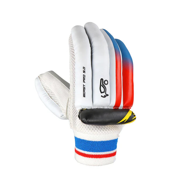 Cric Studio Canada Kookaburra Beast Pro 9.0 batting gloves in black and gray with padded palms and finger protection.