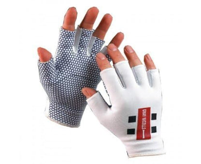 Cricket catching gloves from Cric Studio Canada, designed as accessories for cricket players, with padded palms and finger protection.