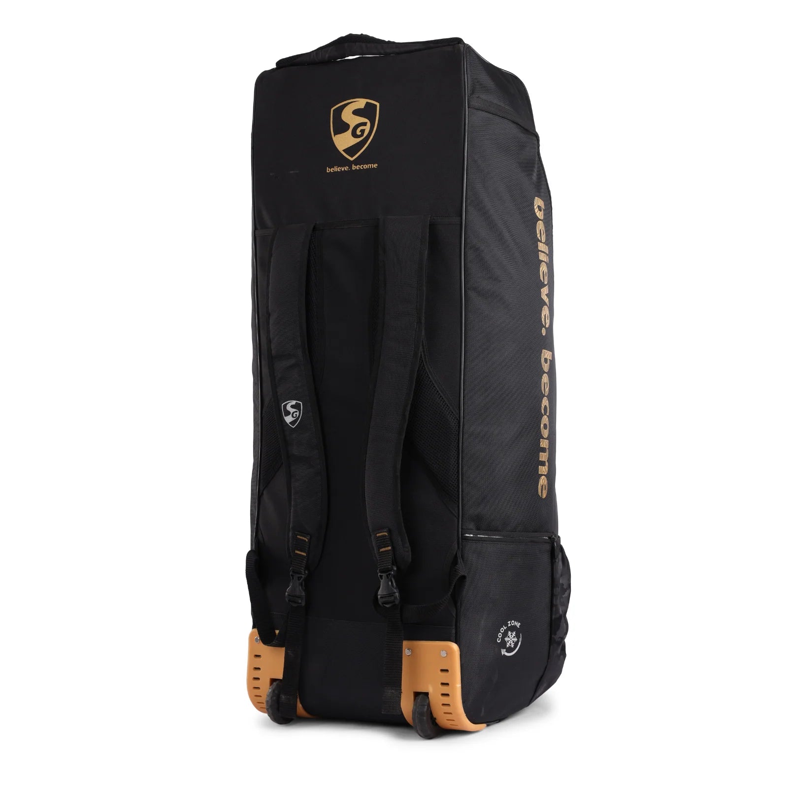 Cric Studio Canada Kit Bag SG 22 YARD X1 Duffle Wheelie with sturdy handles and wheels for easy transport.