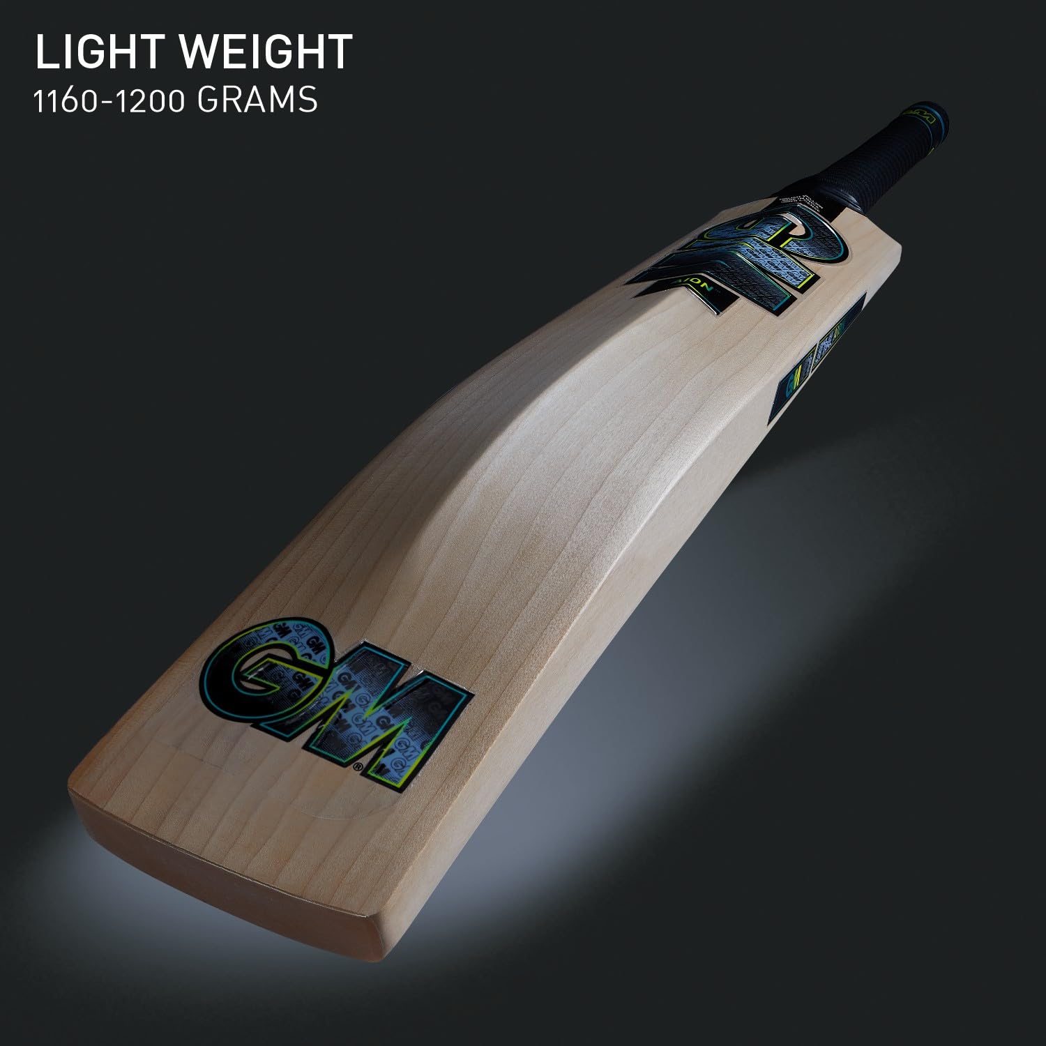 Cric Studio Canada GM 505 Aion English Willow Cricket Bat with a sturdy handle and polished surface for cricket gameplay