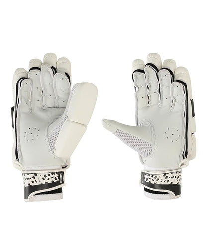 Puma Future 4 cricket batting gloves with padded palms and adjustable straps, designed for optimal grip and protection.