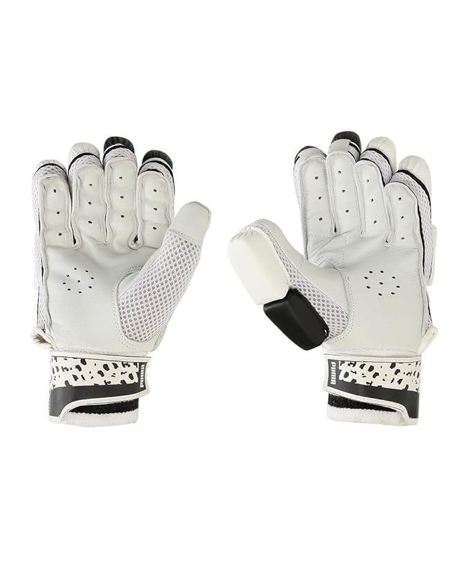 Puma Future 5 batting gloves with padded palms and adjustable straps, designed for cricket players.