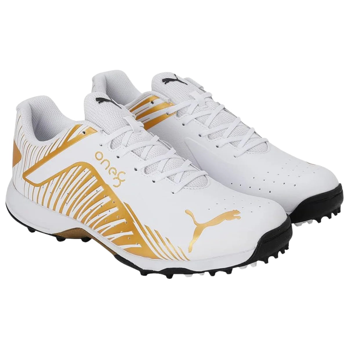 Puma Cricket Shoes 22 FH Rubber VK in black and white, featuring sporty design and rubber sole for cricket gameplay