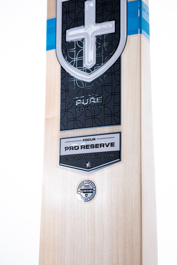 Focus English Willow Cricket Bat - PURE LIMITED - YOUTH