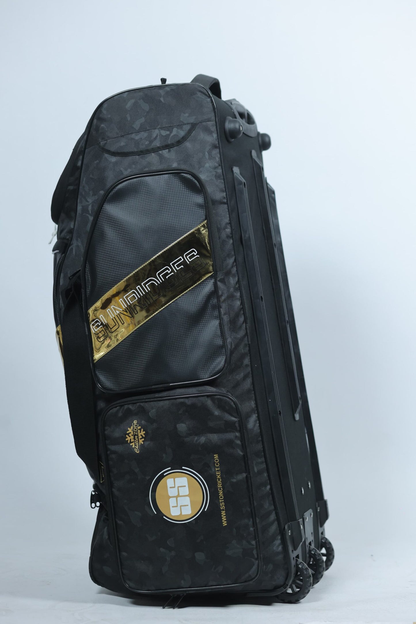 Cric Studio Canada SS Gunther Pro Kit Bag with multiple compartments for sports gear and accessories.