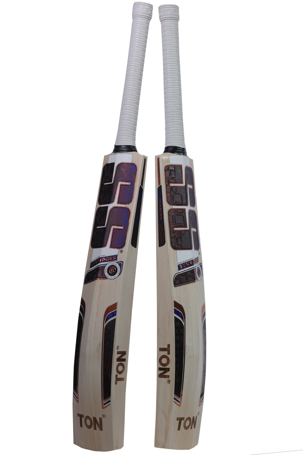 Cricket bat from Cric Studio Canada, SS C/Bat Master 5000 EW model, showing a wooden cricket bat with a smooth handle and brand logo
