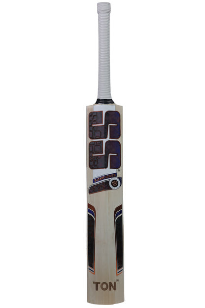 Cricket bat labeled SS C/Bat Master 5000 EW by Cric Studio Canada, showing a close-up of the wooden blade and grip.