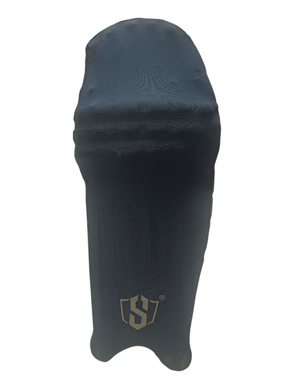 Cric Studio Canada Swar Leg Pad Covers accessory set with elastic straps and protective padding for cricket leg guards.