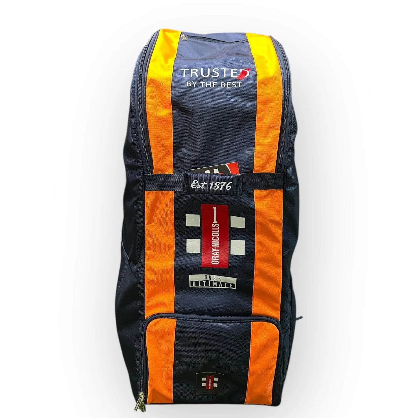 Cric Studio Canada GN 3.5 Ultimate Duffle Kitbag with sturdy handles and spacious main compartment for sports or travel use.