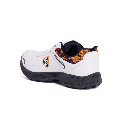 SG Savage Stud Cricket Shoes