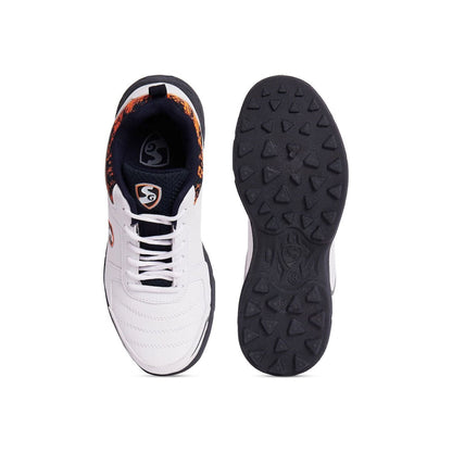 SG Savage Stud Cricket Shoes