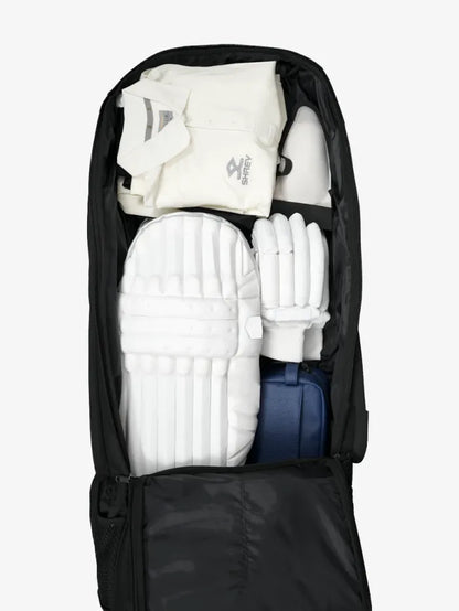 Black Shrey Kitbag Meta Duffle Wheelie 120 from Cric Studio Canada with wheels and sturdy handles for easy carrying