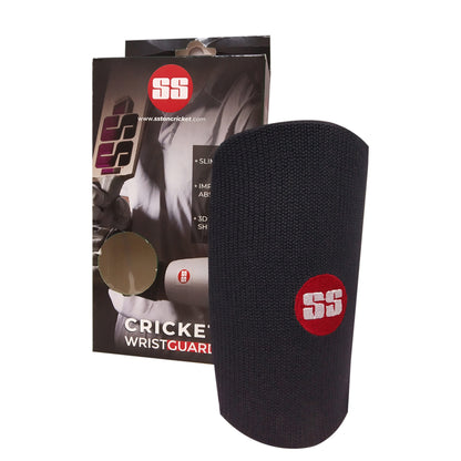 Senior SS wrist guard from Cric Studio Canada, showing a protective sports accessory with adjustable straps and durable material.