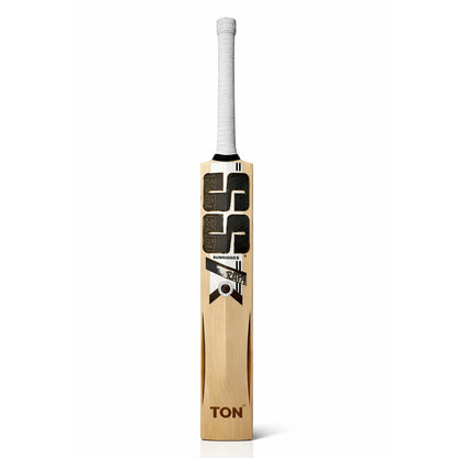 Cricket bat by Cric Studio Canada, SS Gama Player Rapa English Willow cricket bat with front view and size SH.