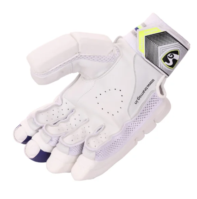 Cric Studio Canada SG RSD Supalite batting gloves with padded palms and adjustable wrist straps for cricket batting protection