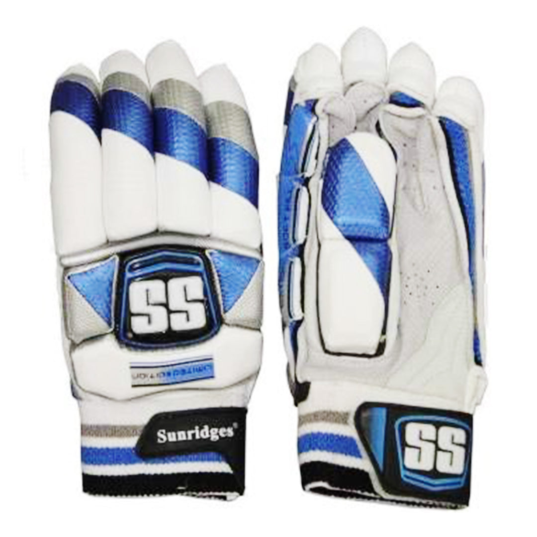 Crick Studio Canada SS B/G Player Edition RH batting gloves with padded palms and adjustable wrist straps for cricket players.