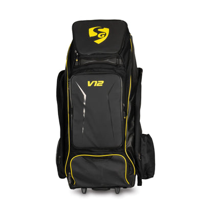 Cric Studio Canada SG V12 Junior Duffle kitbag with adjustable shoulder strap and main zip compartment for sports gear storage.