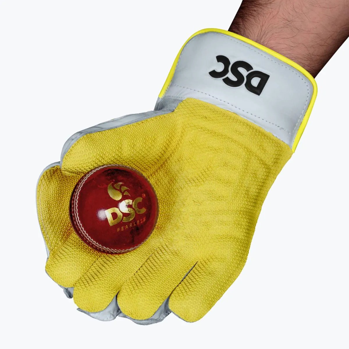DSC Condor Flite wicket keeping gloves by Cric Studio Canada, padded cricket gloves for wicketkeeper protection and grip.
