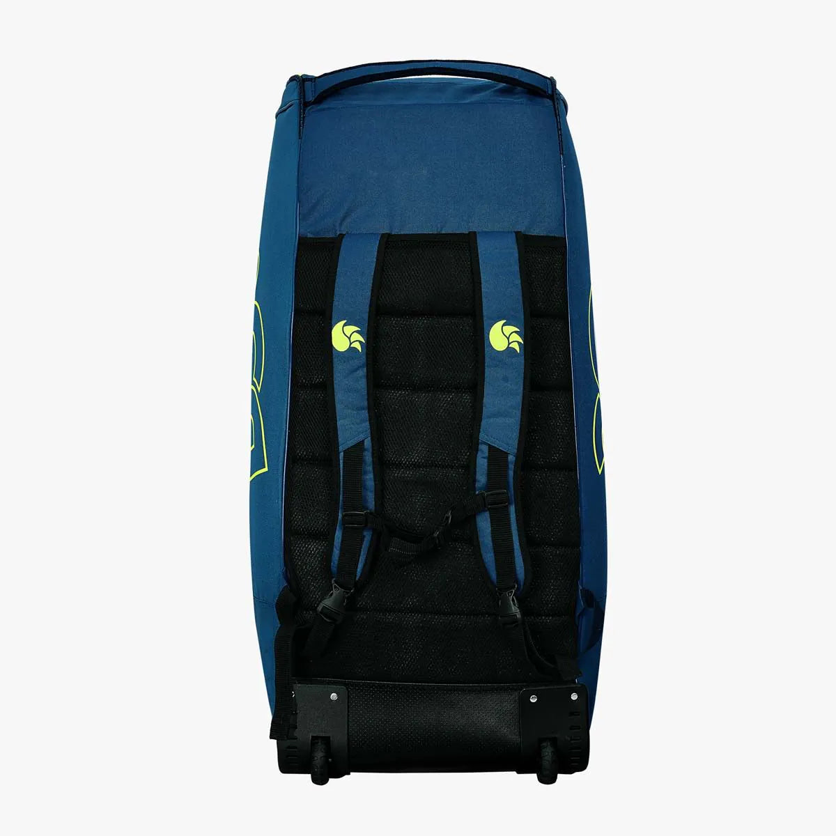Cric Studio Canada Condor Pro Duffle Wheelie Bag kitbag with wheels and sturdy handles for easy travel and storage.