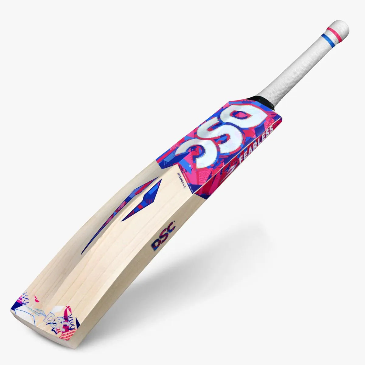 Cric Studio Canada DSC Intense Rage EW cricket bat made of English willow with a thick blade and ergonomic handle.