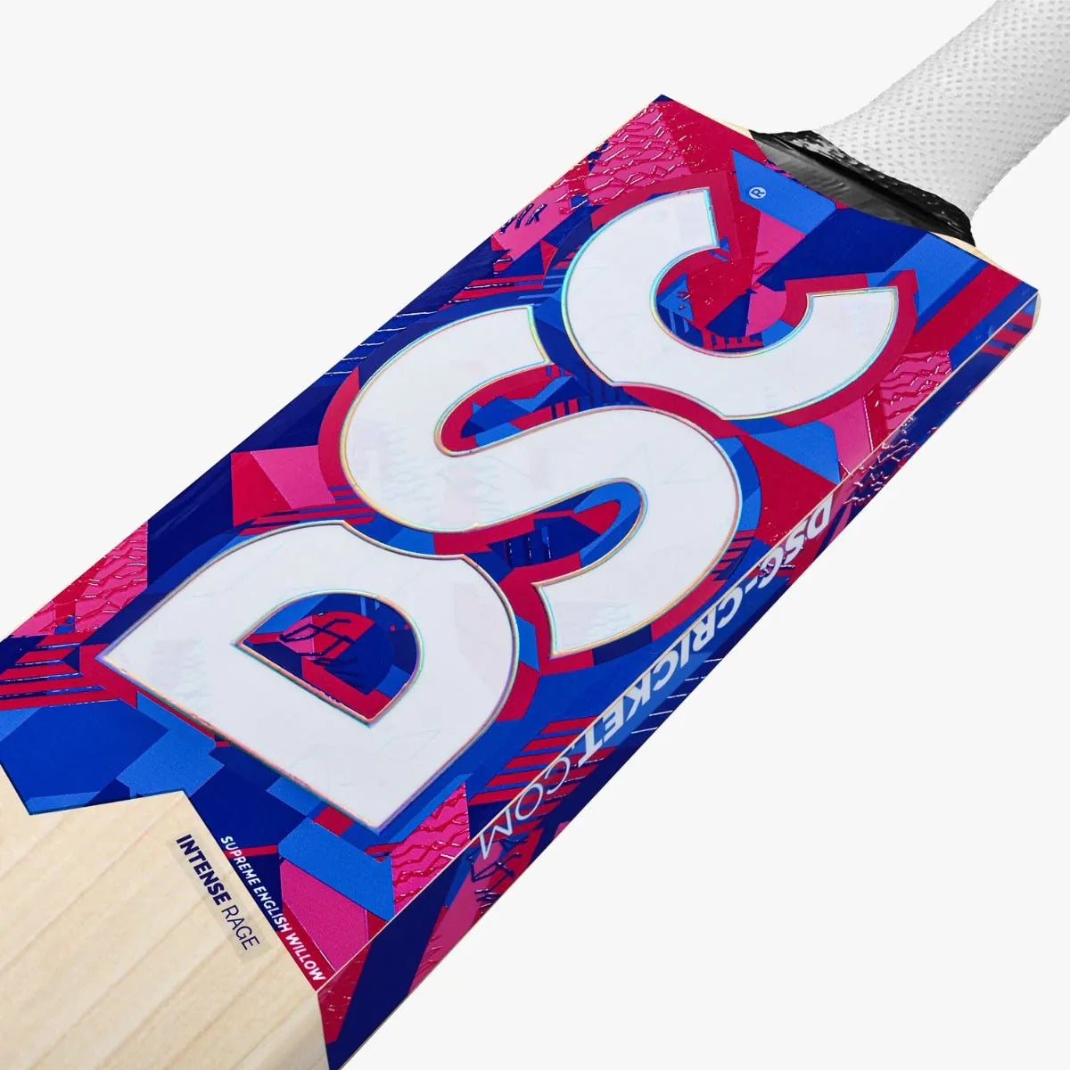 Cric Studio Canada DSC Intense Rage EW cricket bat made of English willow with a thick, powerful blade for cricket gameplay