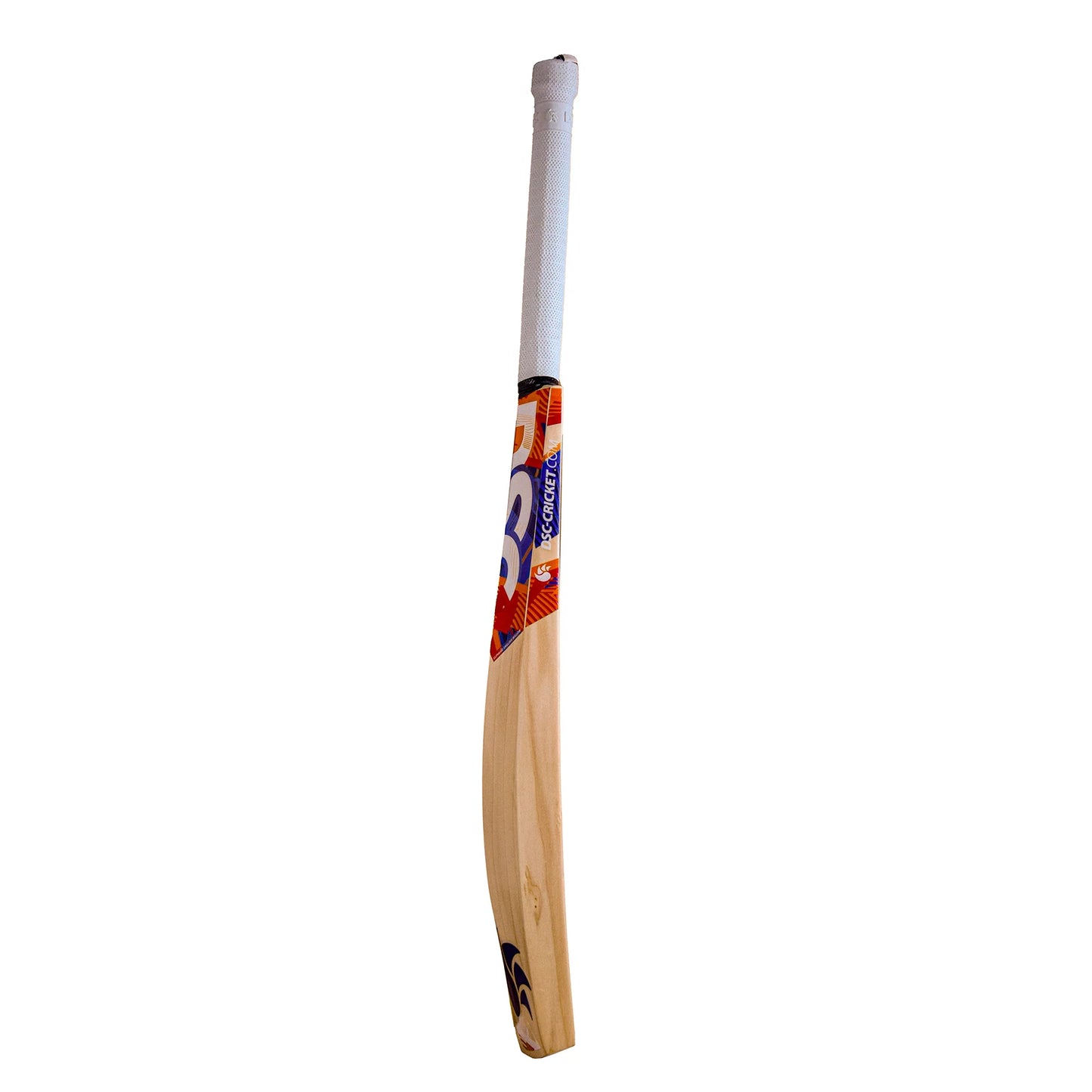 Cricket bat DSC Krunch 5.0 EW by Cric Studio Canada with English Willow, showing the bat's blade and handle in detail.