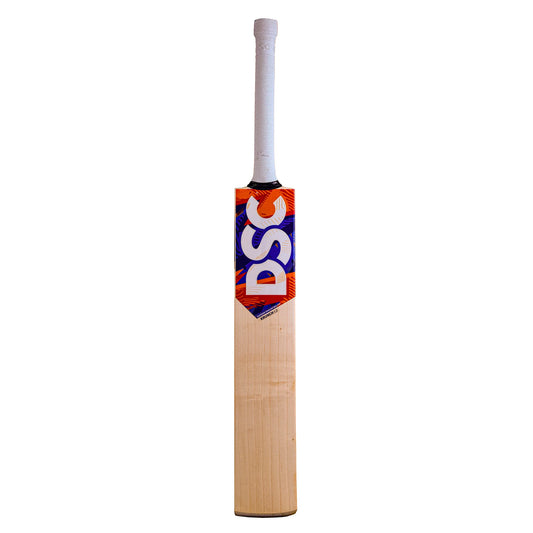 Cric Studio Canada DSC Krunch 5.0 English Willow cricket bat with a sturdy handle and polished surface for optimal performance.