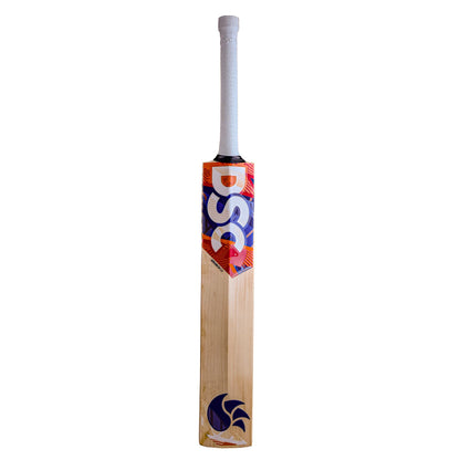 Cricket bat DSC Krunch 5.0 EW by Cric Studio Canada, made of English willow, showing the blade and handle design.