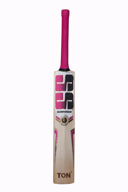 Cric Studio Canada SS Gladiator English Willow Cricket Bat with ergonomic handle and traditional design, ready for cricket play.