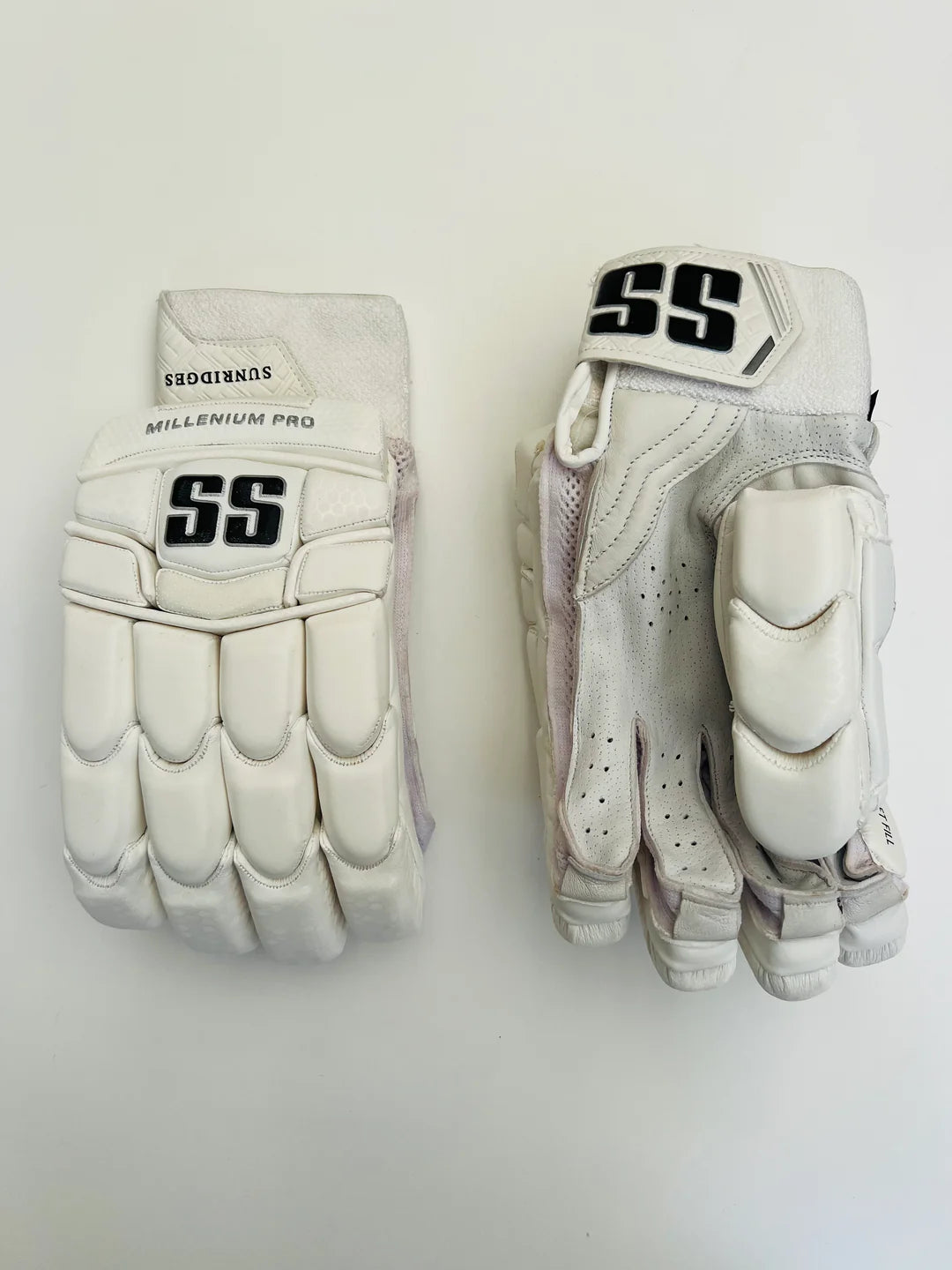 SS TON Millennium Pro White Cricket Batting Gloves