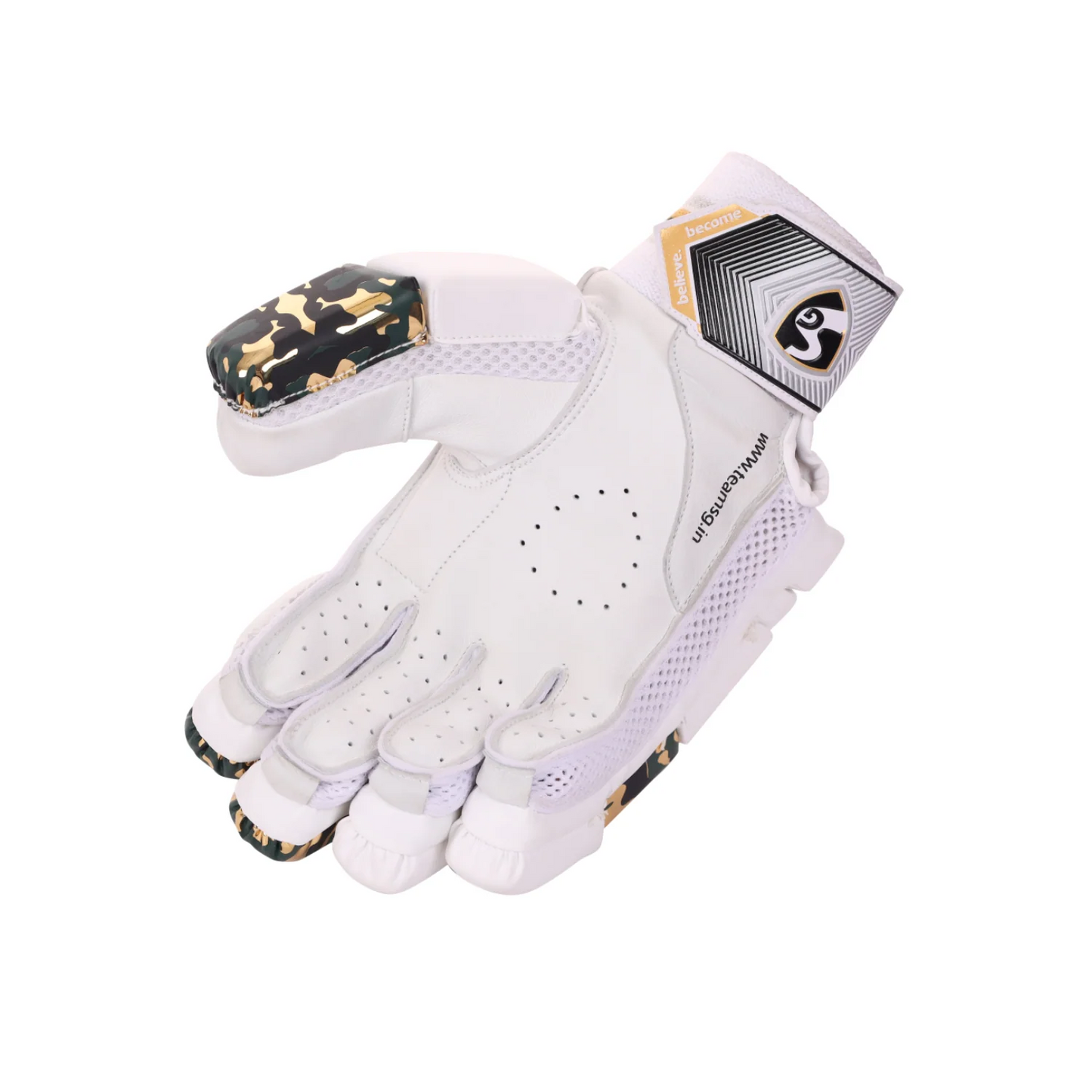 Cric Studio Canada SG Savage Lite Batting Gloves with padded palms and adjustable straps for cricket batting protection and comfort.