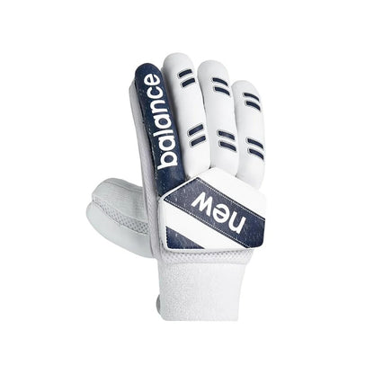 Cric Studio Canada New Balance DC 3i RH batting gloves with padded palms and adjustable wrist straps for cricket batting.