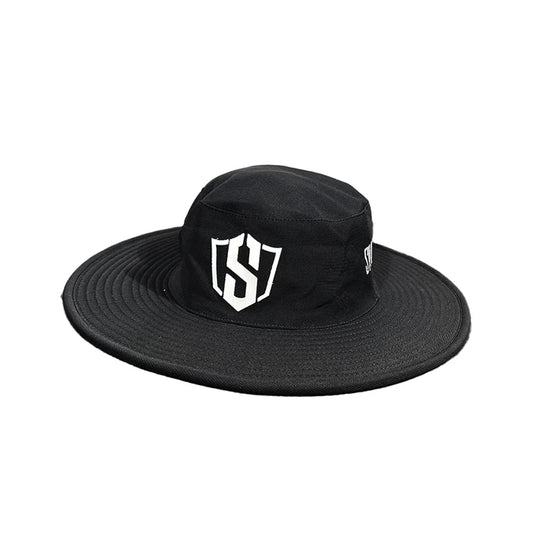 Black Swar round hat accessory by Cric Studio Canada, featuring a sleek design and comfortable fit.